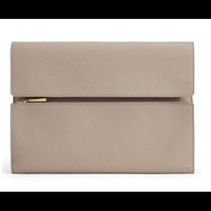 Cuyana Leather Tech Carryall